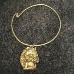 Vintage Raccoon gold-color bracelet open up sachet